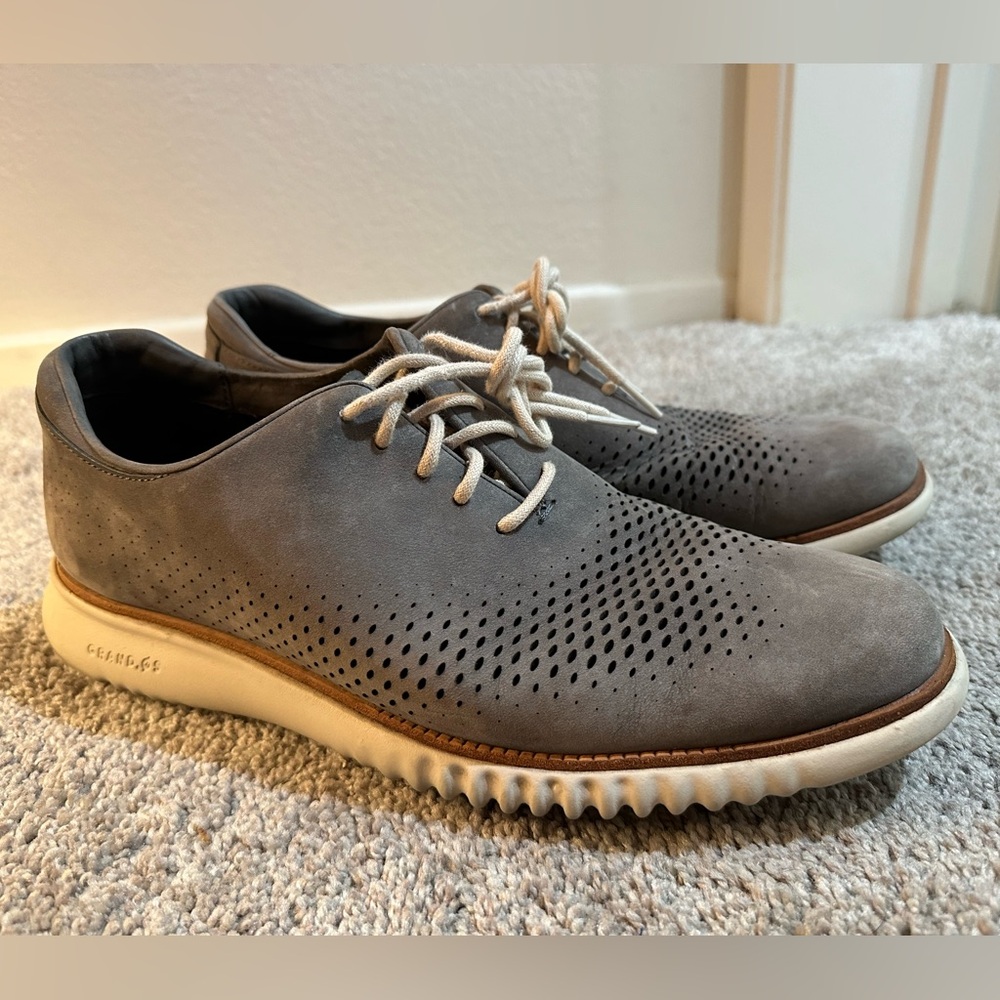 COLE HAAN 2.ZERØGRAND Laser Wingtip Oxfords MENS SIZE 10.5 Grey Nubuck